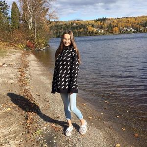 Meet your Posher, Léa-kim